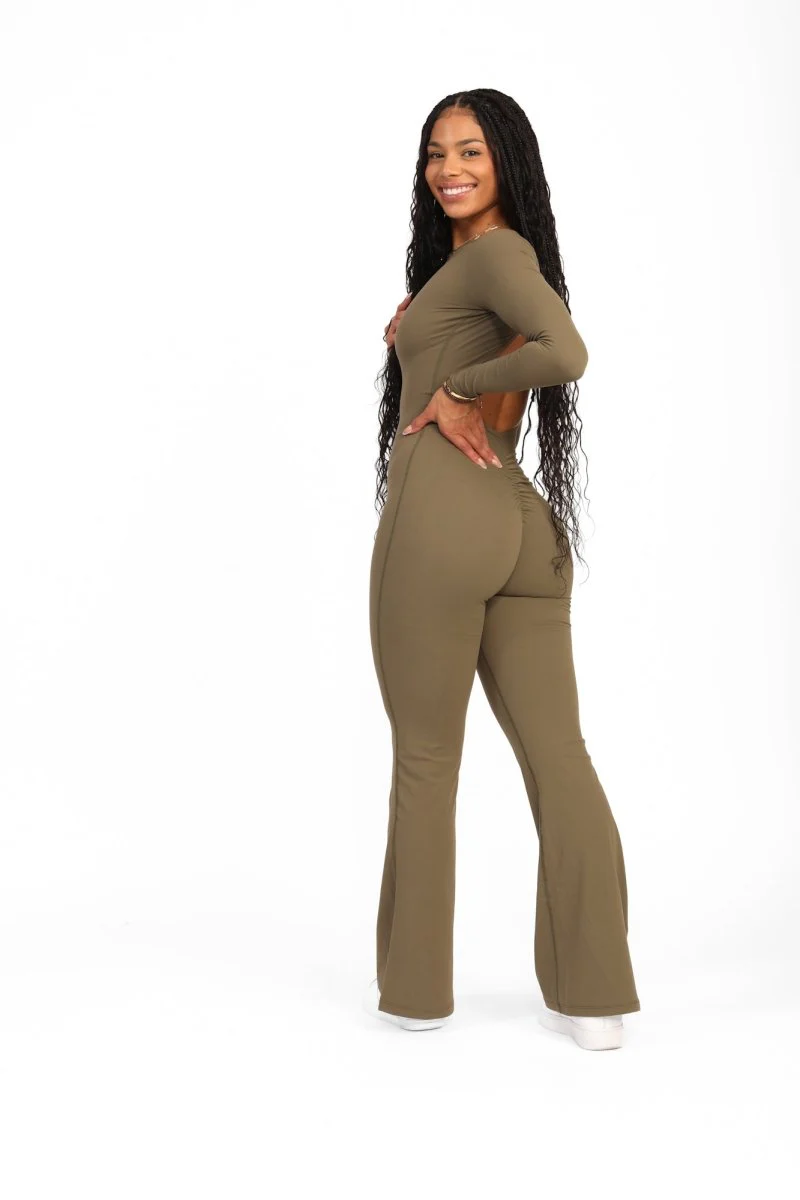 ATB Long Sleeve Open Back Flare Jumpsuits - Image 13
