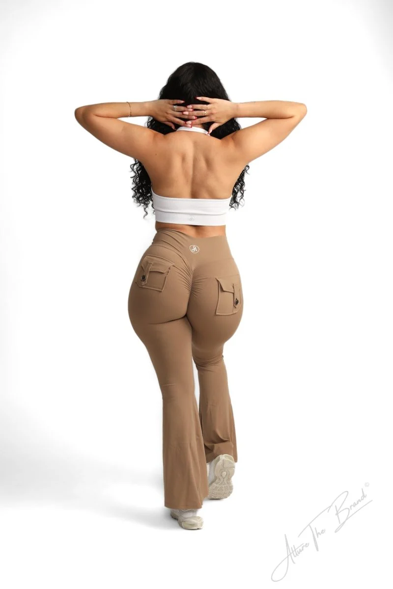 Pocket Flare Leggings - Image 11