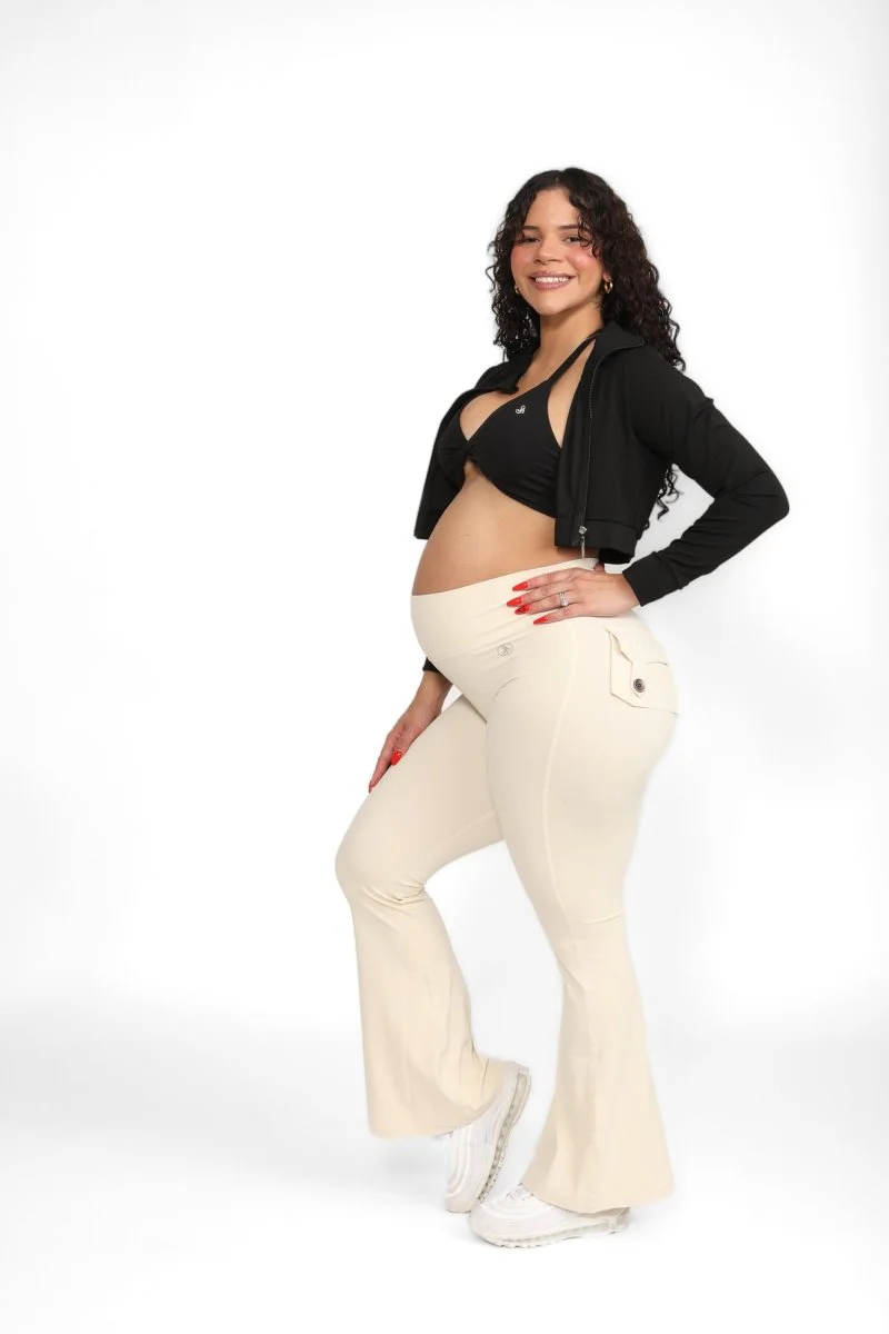 Pocket Flare Leggings - Image 21